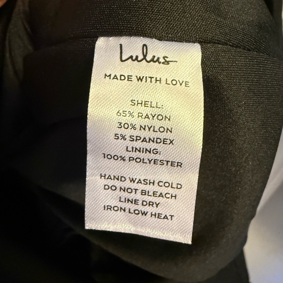 NWT Lulu's Classic Black - Off the Shoulder Classic Evening Dress - M - Picture 9 of 10